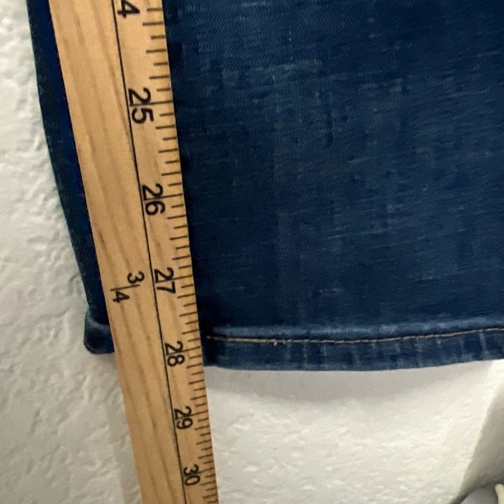 Levis Woman’s Classic Boot Cut Stretch Dark Wash Size 18W - Picture 7 of 10